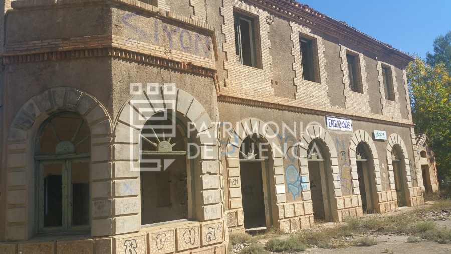 APEADERO DE ENG�IDANOS
